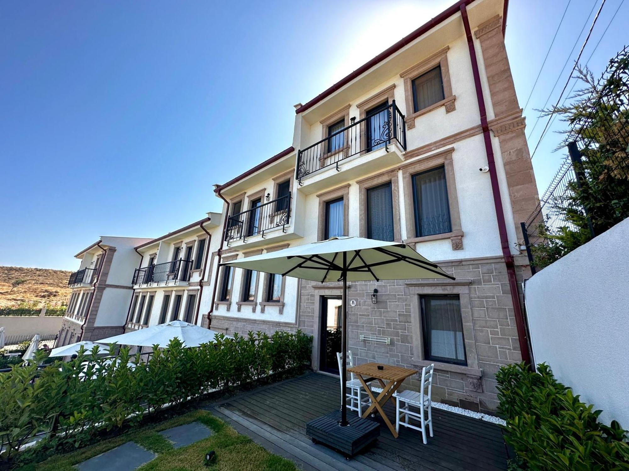 Oikos Bozcaada Aparthotel Exteriör bild